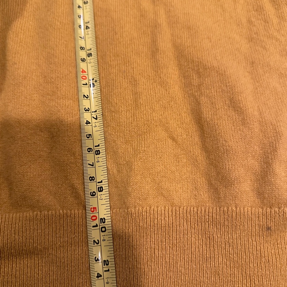 Everlane Mustard Cashmere Sweater - Picture 4 of 5